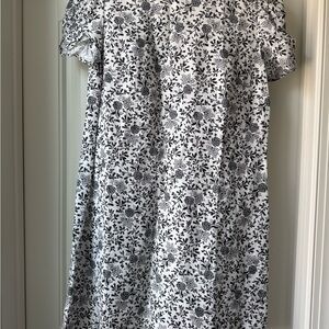 Never worn! LOFT Monochrome Floral Pattern Dress